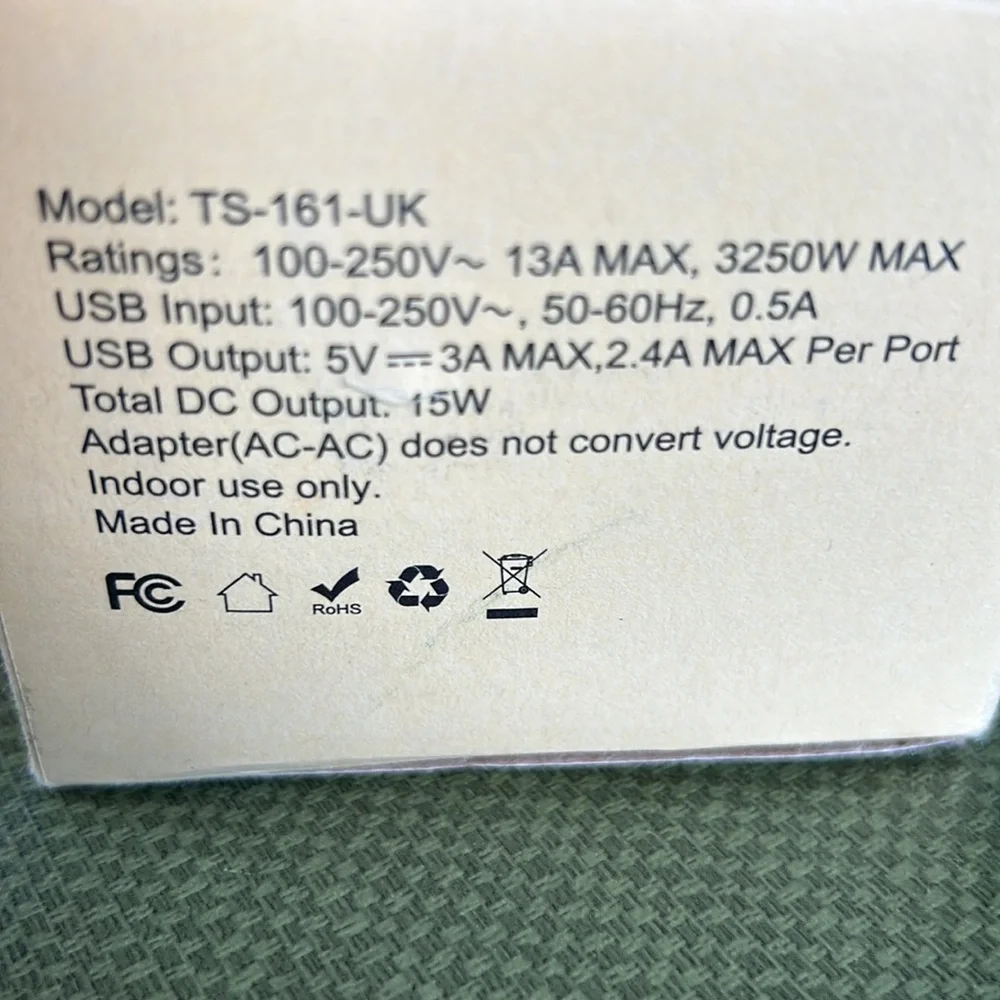TESSAN White Power Adapter with USB Ports